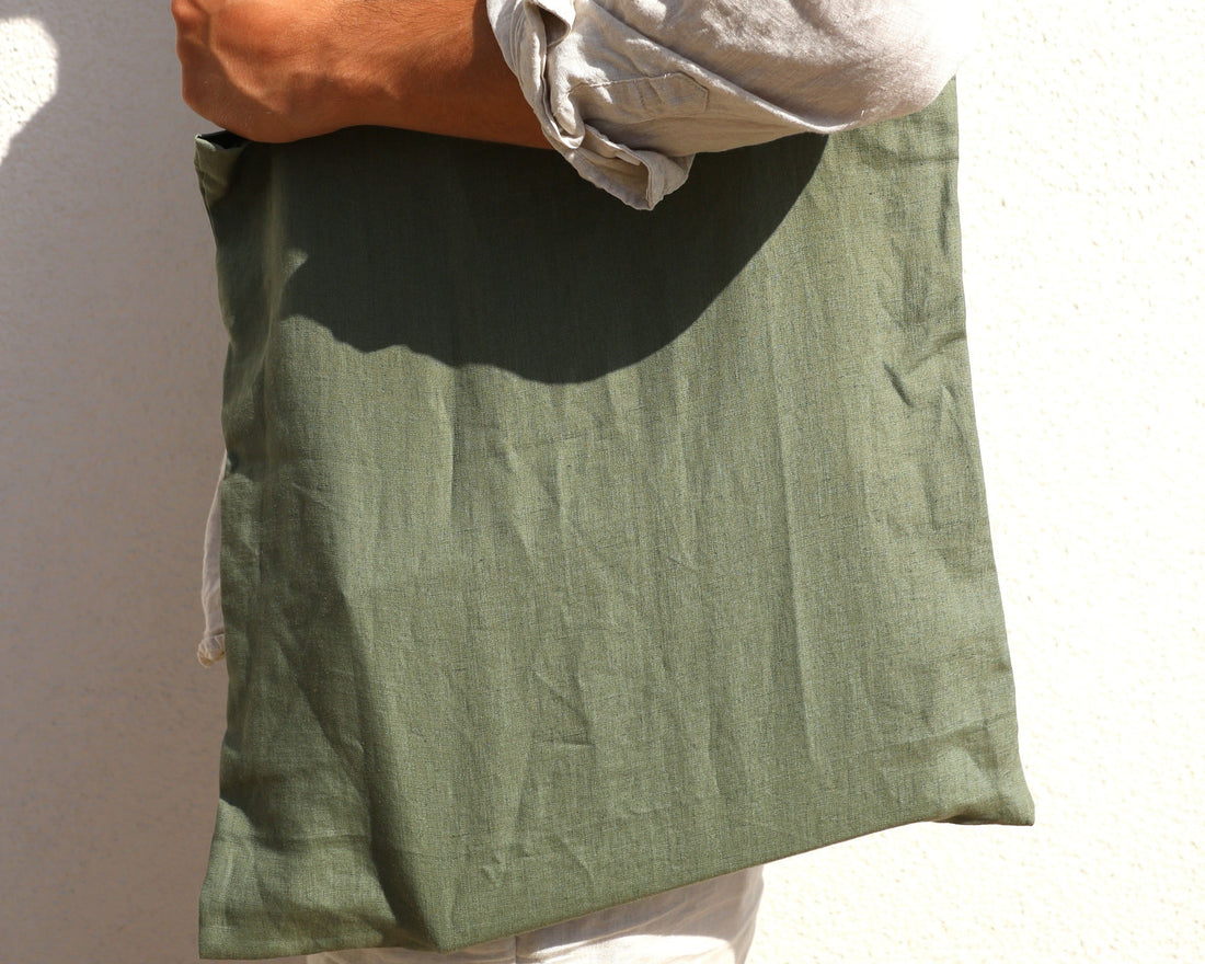 Stilvolles und bewusstes Shoppen mit einem Stoffbeutel