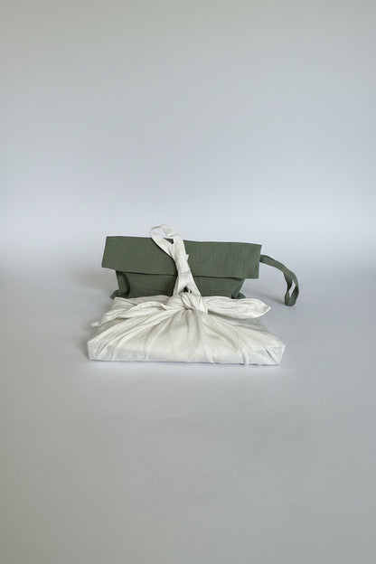 Furoshiki und Kosmetiktasche in einem Bundle zum nachhaltigen verschenken